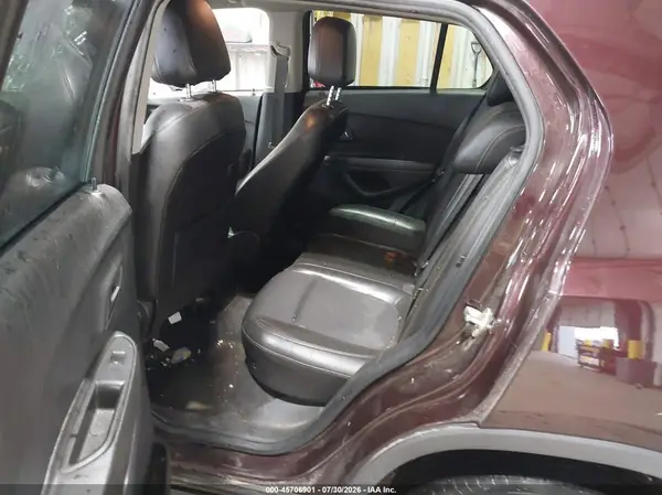 KL7CJPSMXNB530164 2022 CHEVROLET TRAX - Image 8