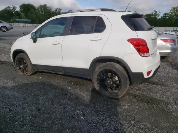 KL7CJPSMXNB536918 2022 CHEVROLET TRAX - Image 2