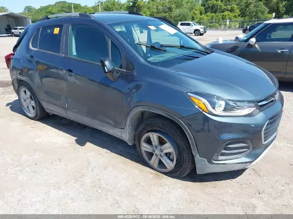 KL7CJPSMXNB557865 2022 CHEVROLET TRAX - Image 1
