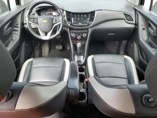 KL7CJRSB0JB634439 2018 CHEVROLET TRAX - Image 8