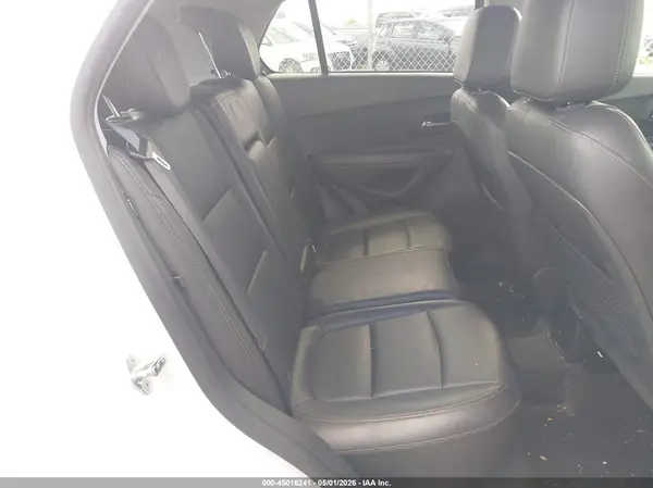 KL7CJRSB0LB322978 2020 CHEVROLET TRAX - Image 8