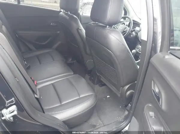 KL7CJRSB1GB565639 2016 CHEVROLET TRAX - Image 8