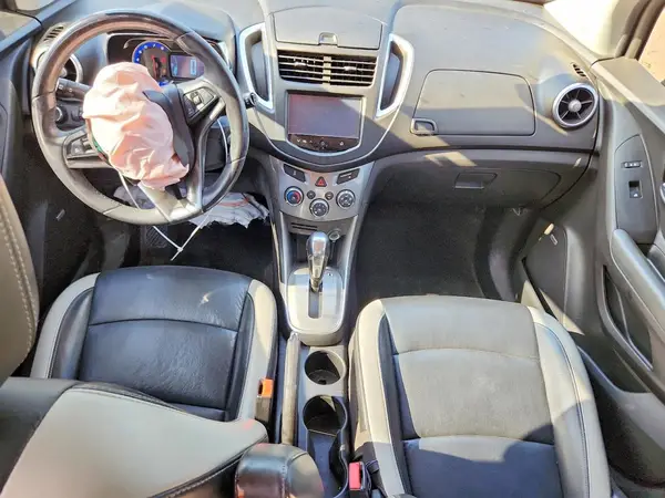 KL7CJRSB1GB698966 2016 CHEVROLET TRAX - Image 8