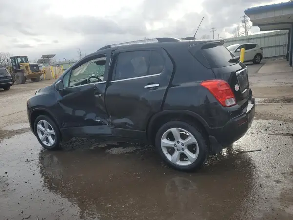 KL7CJRSB2GB562166 2016 CHEVROLET TRAX - Image 2