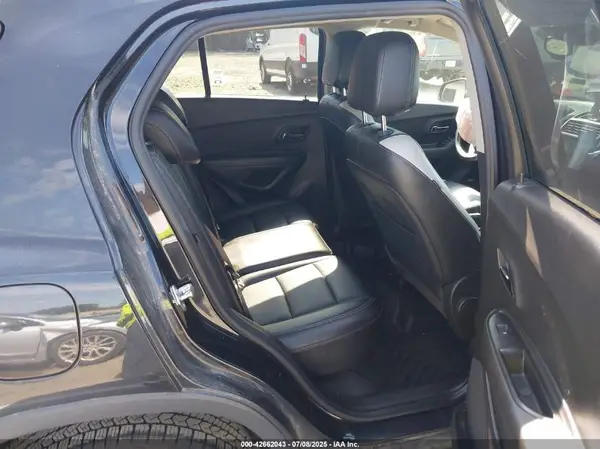 KL7CJRSB2GB729528 2016 CHEVROLET TRAX - Image 8