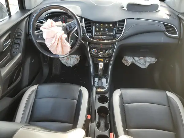 KL7CJRSB4JB632144 2018 CHEVROLET TRAX - Image 8