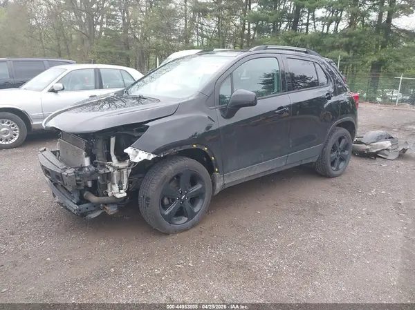 KL7CJRSB4JB646867 2018 CHEVROLET TRAX - Image 2