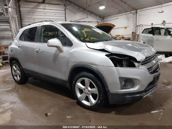 KL7CJRSB5GB608492 2016 CHEVROLET TRAX - Image 1