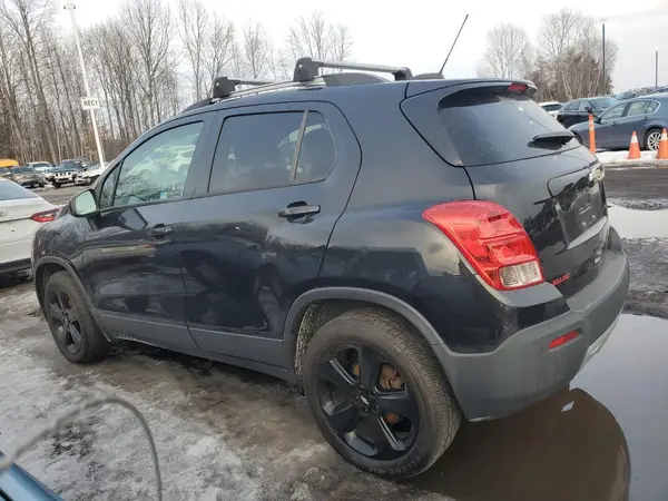 KL7CJRSB5GB707717 2016 CHEVROLET TRAX - Image 2