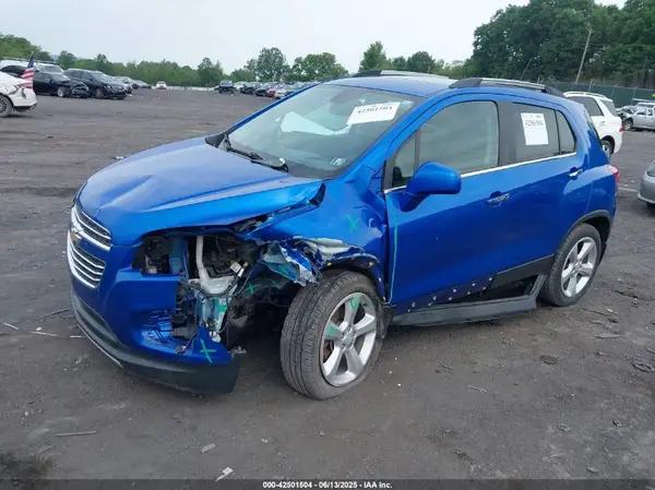 KL7CJRSB6GB758028 2016 CHEVROLET TRAX - Image 2