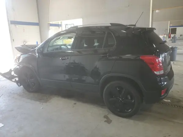 KL7CJRSB6JB663105 2018 CHEVROLET TRAX - Image 2