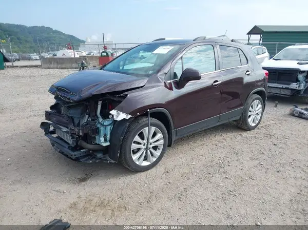 KL7CJRSB6LB351322 2020 CHEVROLET TRAX - Image 2