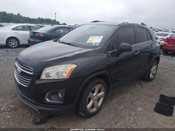KL7CJRSB7GB597513 2016 CHEVROLET TRAX - Image 2