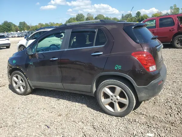 KL7CJRSB7GB649352 2016 CHEVROLET TRAX - Image 2