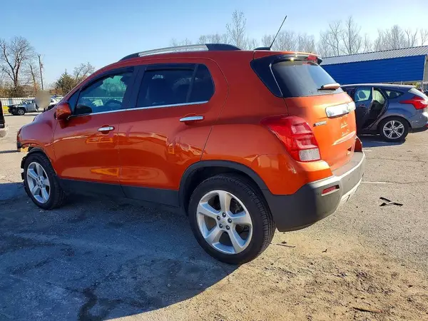KL7CJRSB8GB536963 2016 CHEVROLET TRAX - Image 2