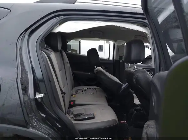 KL7CJRSB9GB699881 2016 CHEVROLET TRAX - Image 8