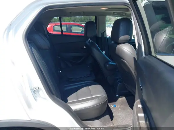 KL7CJRSBXGB623506 2016 CHEVROLET TRAX - Image 8
