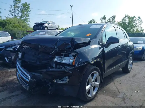KL7CJRSBXGB709415 2016 CHEVROLET TRAX - Image 2