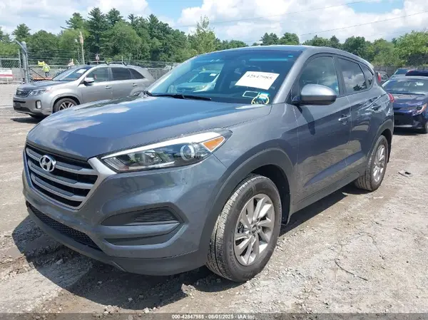 KM6J2CA4XJU630373 2018 HYUNDAI TUCSON - Image 2