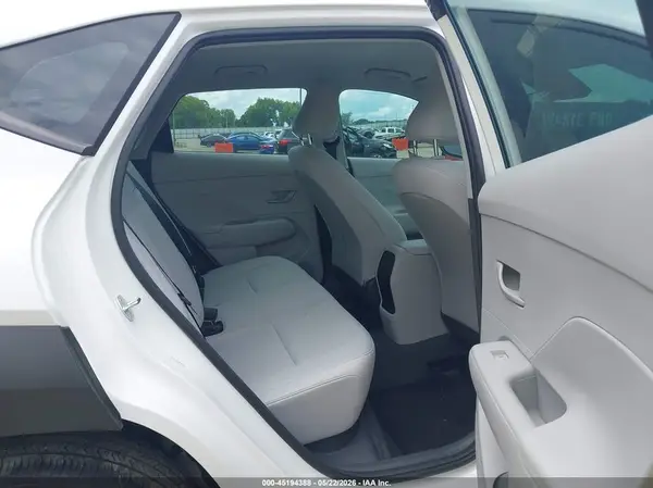 KM8HA3AB0SU234423 2025 HYUNDAI KONA - Image 8