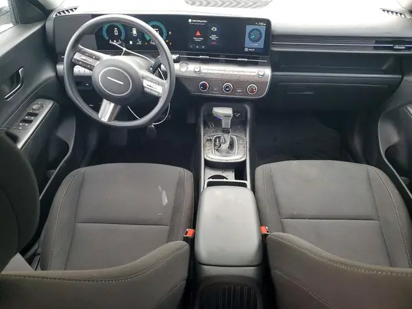 KM8HA3AB1SU216240 2025 HYUNDAI KONA - Image 8