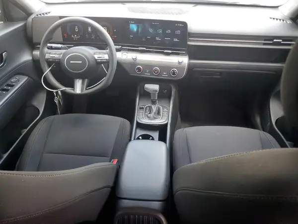 KM8HA3AB2SU238165 2025 HYUNDAI KONA - Image 8