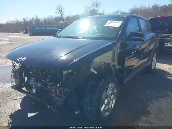 KM8HA3AB3SU297886 2025 HYUNDAI KONA - Image 2