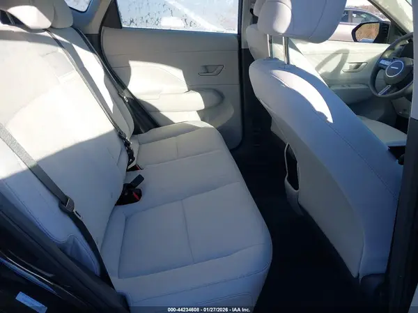 KM8HA3AB3SU297886 2025 HYUNDAI KONA - Image 8
