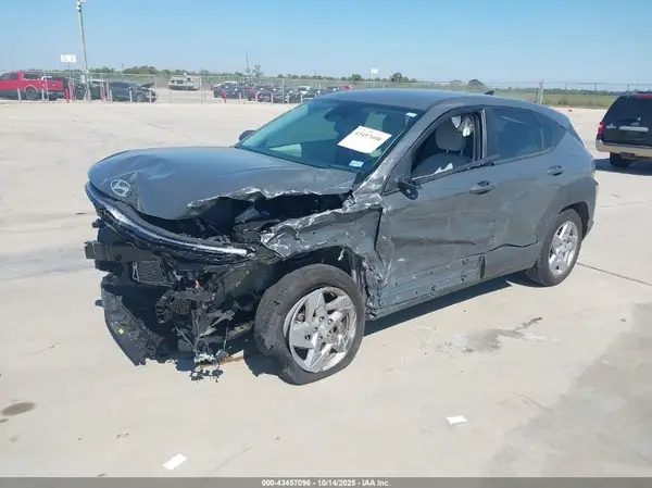 KM8HA3AB4SU273905 2025 HYUNDAI KONA - Image 2