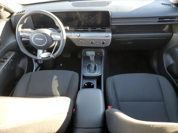 KM8HA3AB5SU225765 2025 HYUNDAI KONA - Image 8