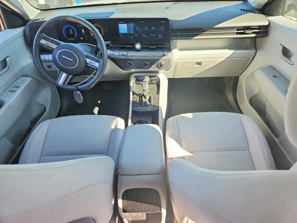 KM8HA3AB6SU228660 2025 HYUNDAI KONA - Image 8