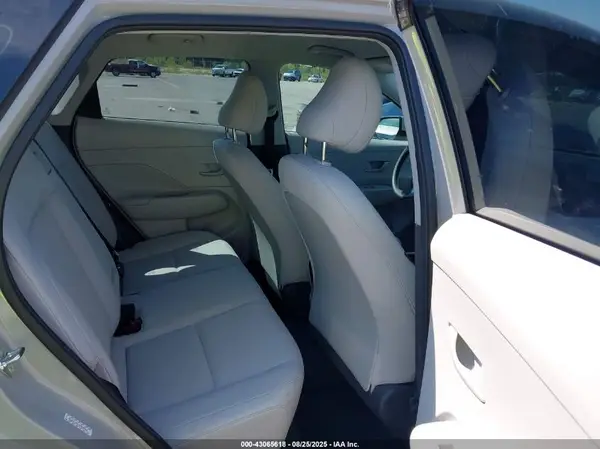 KM8HA3AB7RU106593 2024 HYUNDAI KONA - Image 8