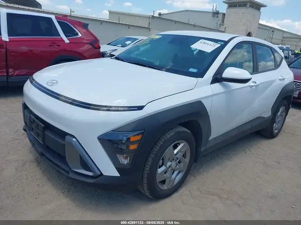 KM8HA3AB7SU237142 2025 HYUNDAI KONA - Image 2