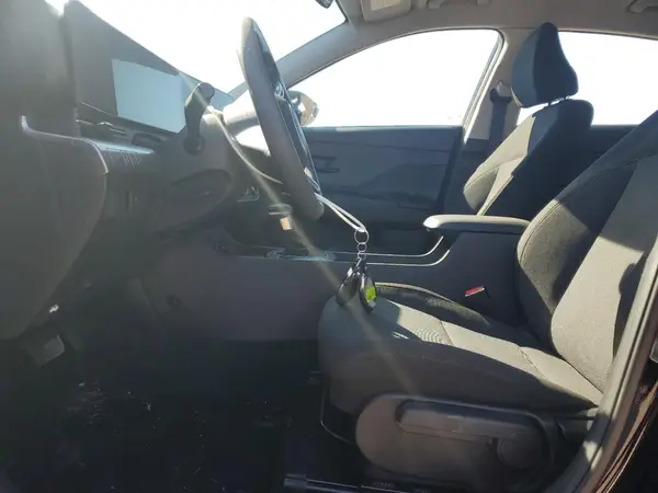 2025 HYUNDAI KONA COPART lot 68082795 auction photo 7