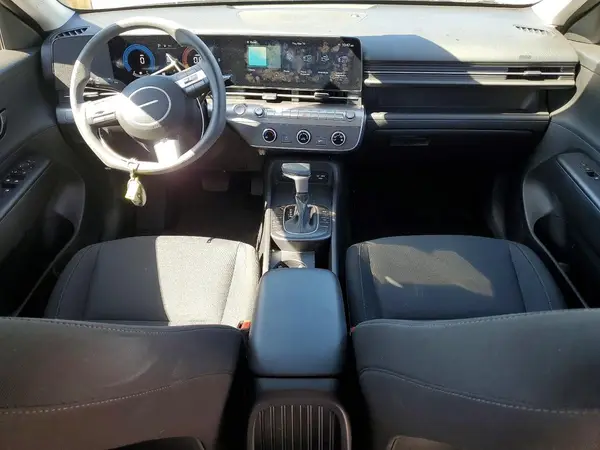 KM8HA3AB8SU261661 2025 HYUNDAI KONA - Image 8