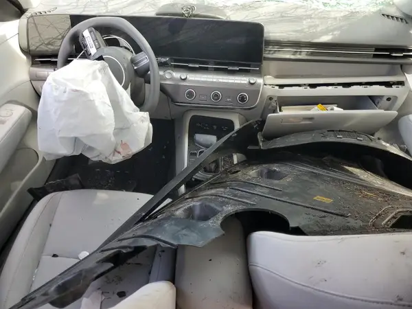 KM8HA3AB8SU329957 2025 HYUNDAI KONA - Image 8