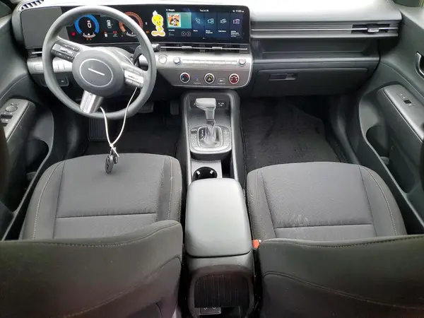 KM8HA3AB9SU207642 2025 HYUNDAI KONA - Image 8