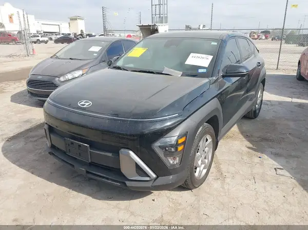 KM8HA3AB9SU237014 2025 HYUNDAI KONA - Image 2