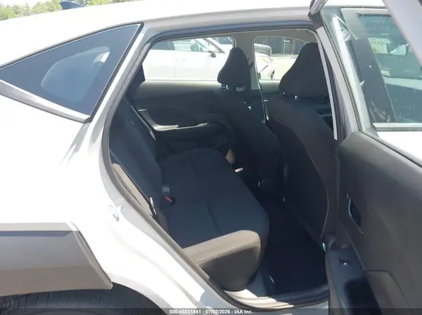 KM8HA3AB9TU390350 2026 HYUNDAI KONA - Image 8