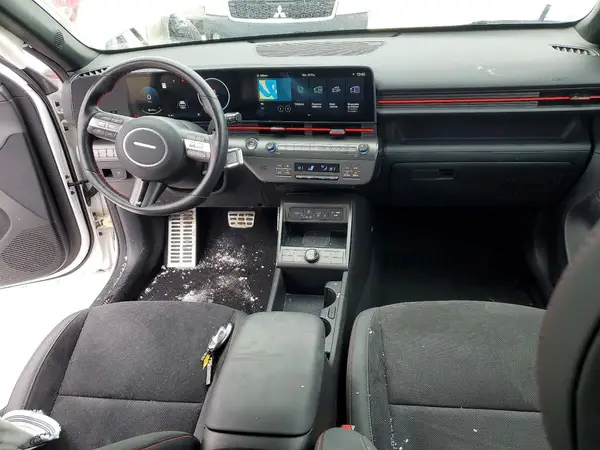 KM8HACA39SU303425 2025 HYUNDAI KONA - Image 8