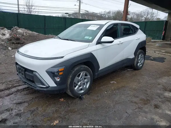 KM8HACAB3RU102637 2024 HYUNDAI KONA - Image 2