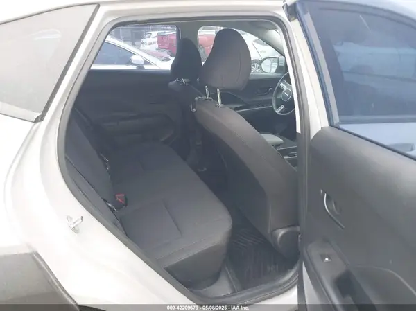KM8HACAB7RU090752 2024 HYUNDAI KONA - Image 8