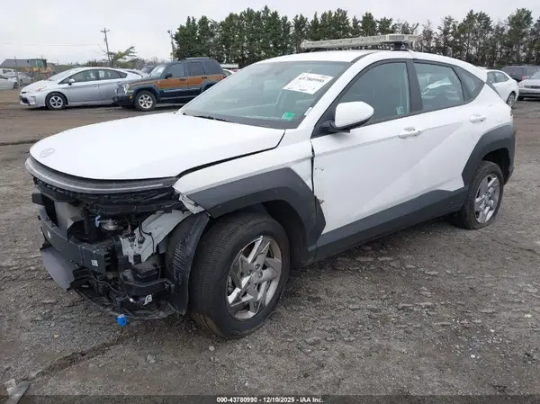 KM8HACAB8RU116050 2024 HYUNDAI KONA - Image 2