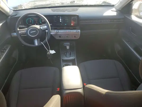 KM8HACAB8SU340358 2025 HYUNDAI KONA - Image 8