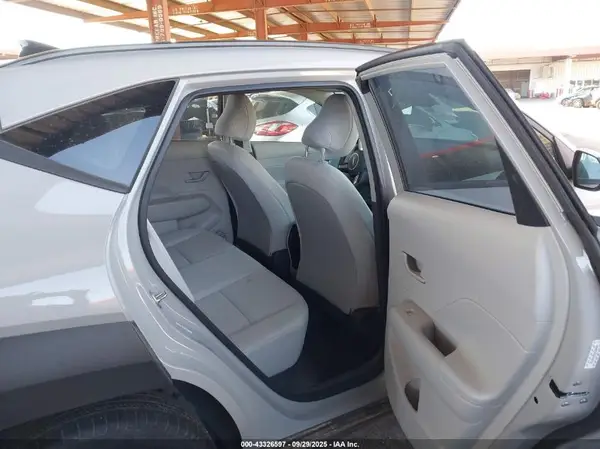 KM8HB3AB3RU095301 2024 HYUNDAI KONA - Image 8