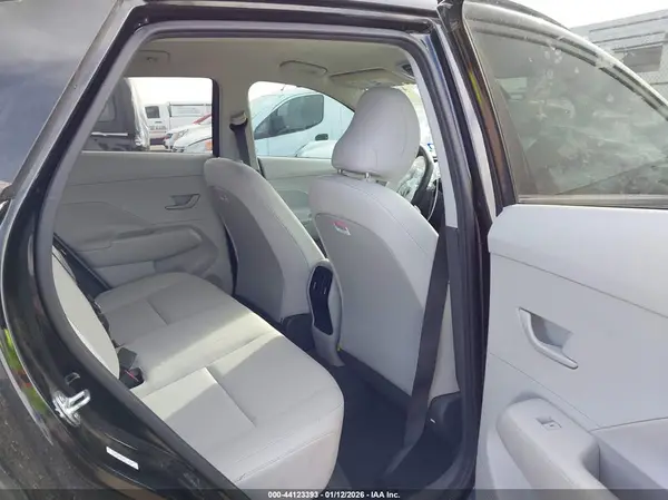 KM8HB3AB4RU110145 2024 HYUNDAI KONA - Image 8