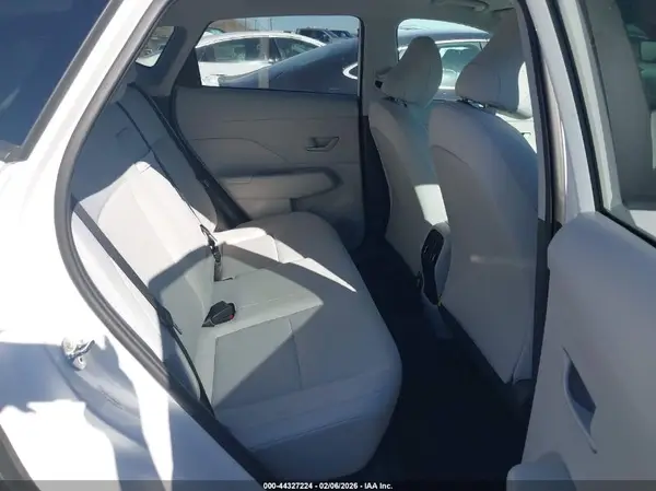 KM8HB3AB4SU206637 2025 HYUNDAI KONA - Image 8
