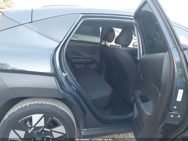 KM8HB3AB4SU237547 2025 HYUNDAI KONA - Image 8