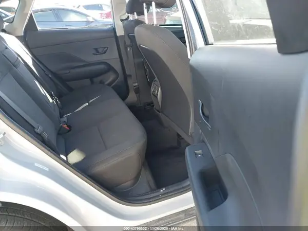 KM8HB3AB4SU262822 2025 HYUNDAI KONA - Image 8