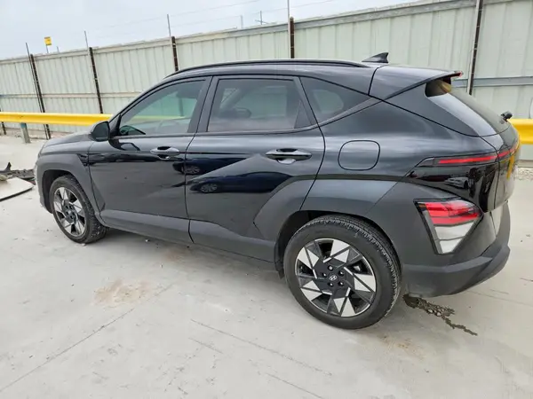 KM8HB3AB7RU073494 2024 HYUNDAI KONA - Image 2